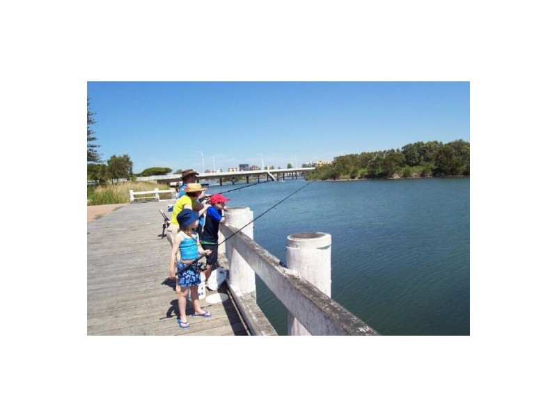 16 Curtis Pd, The Entrance North NSW 2261