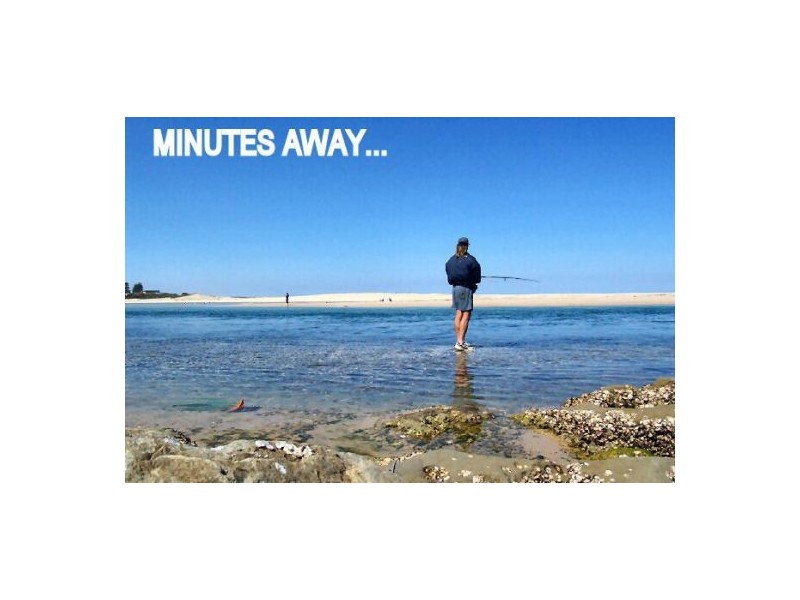 16 Curtis Pd, The Entrance North NSW 2261