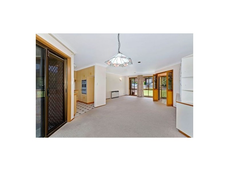 2/2  Robert Pl, Bateau Bay NSW 2261