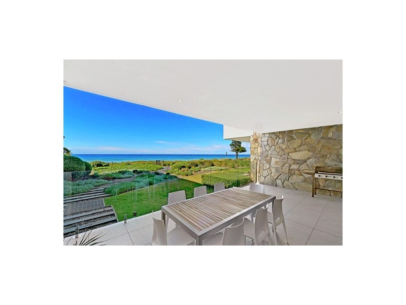 2/1 Hutton Road, The Entrance North NSW 2261
