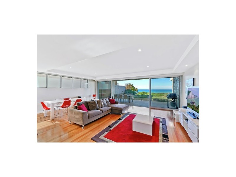 2/1 Hutton Road, The Entrance North NSW 2261