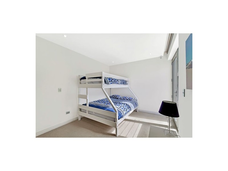 2/1 Hutton Road, The Entrance North NSW 2261