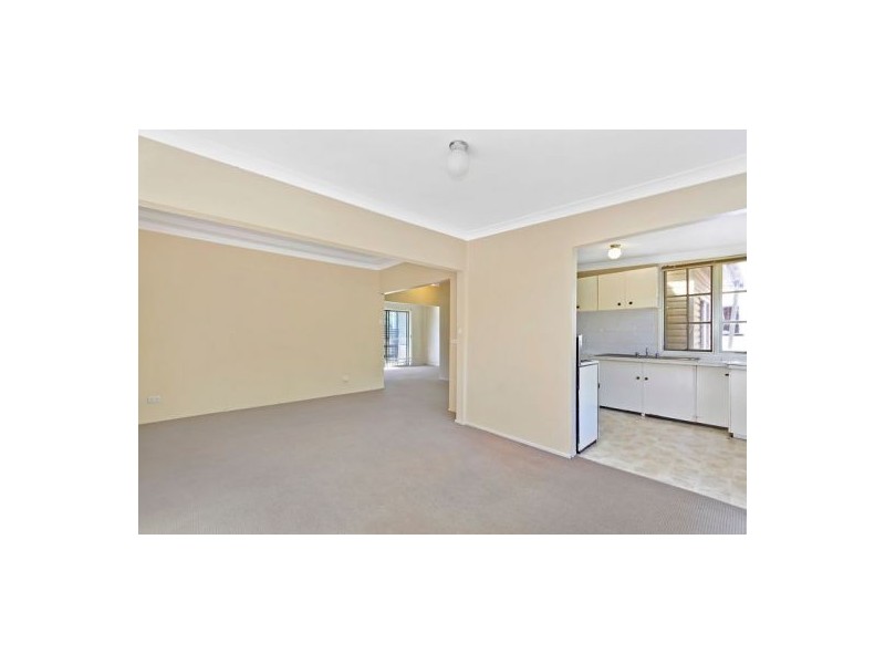 30 Leonard Ave, Toukley NSW 2263