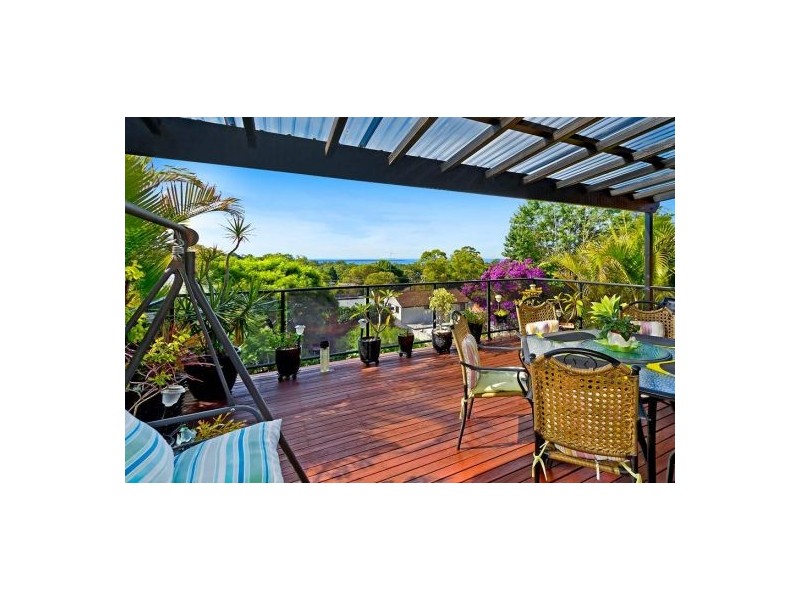 61 Hillside Dr, Berkeley Vale NSW 2261