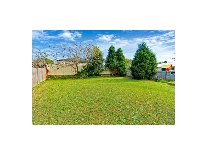 79 Bay Road, Blue Bay NSW 2261