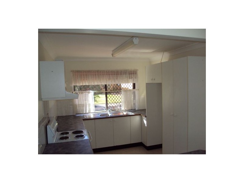 2a Melaleuca Avenue, Killarney Vale NSW 2261