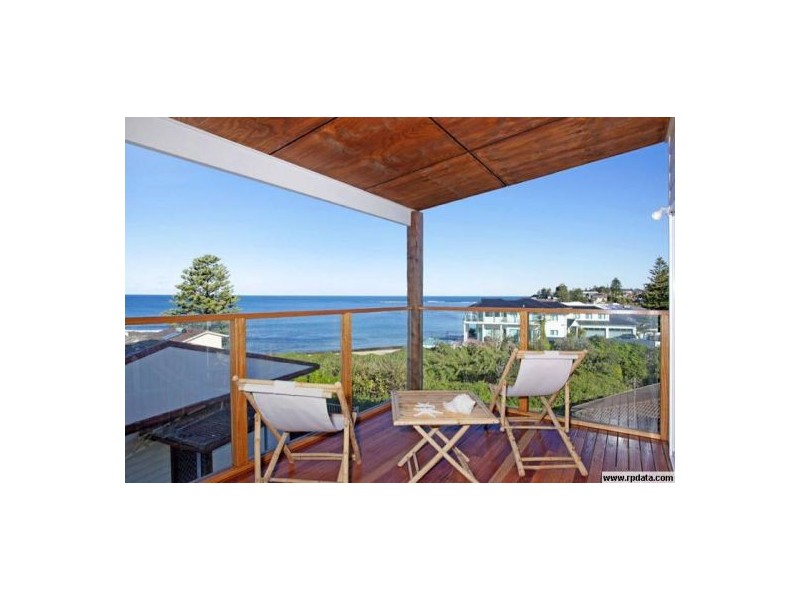 142 Ocean Parade, Blue Bay NSW 2261