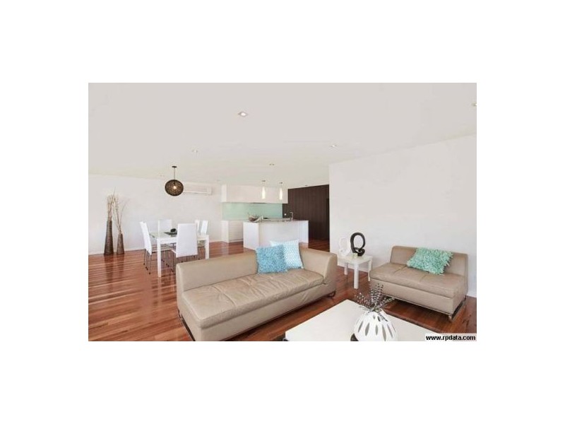 142 Ocean Parade, Blue Bay NSW 2261
