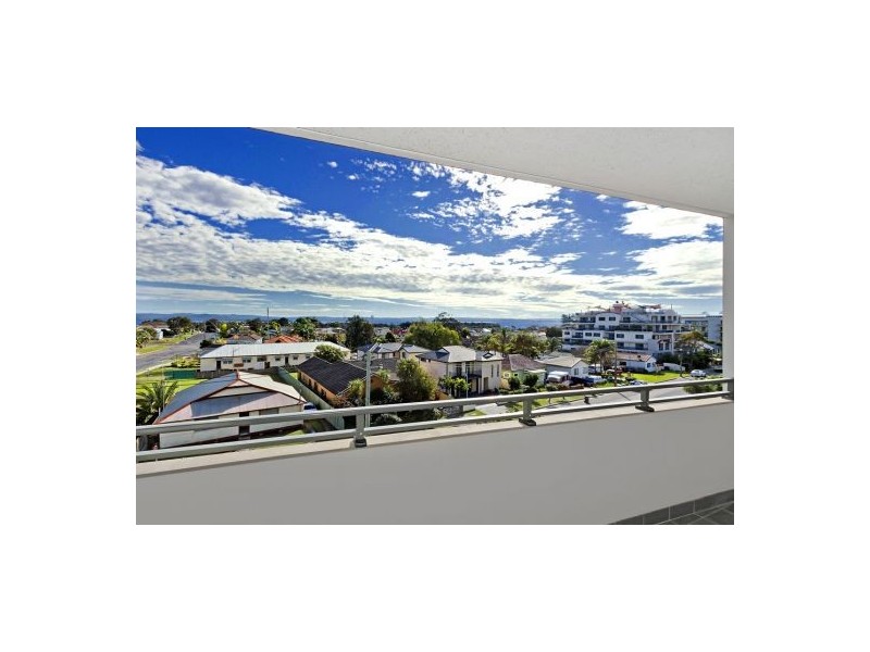 22/18-24 Torrens Avenue, The Entrance NSW 2261