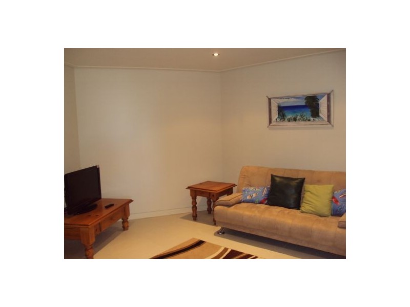 2/35 Coral St, The Entrance NSW 2261