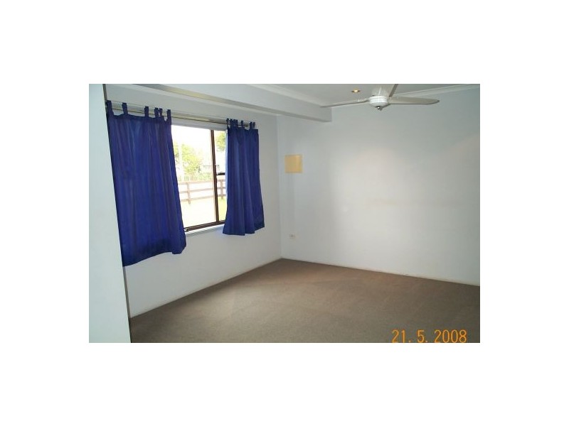 1/137 Ocean Pd, Blue Bay NSW 2261