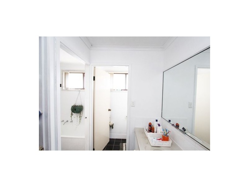 30 Wilfred Barrett Dr, The Entrance North NSW 2261