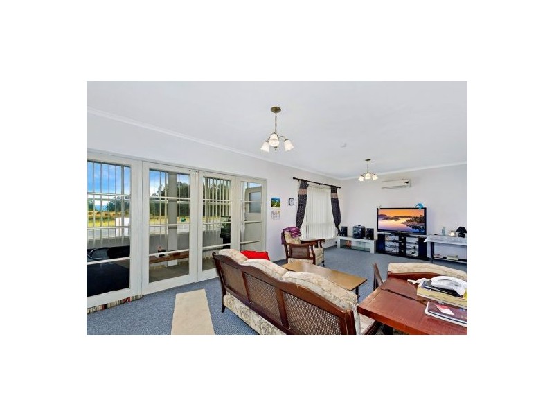 20 Tuggerah Parade, The Entrance NSW 2261