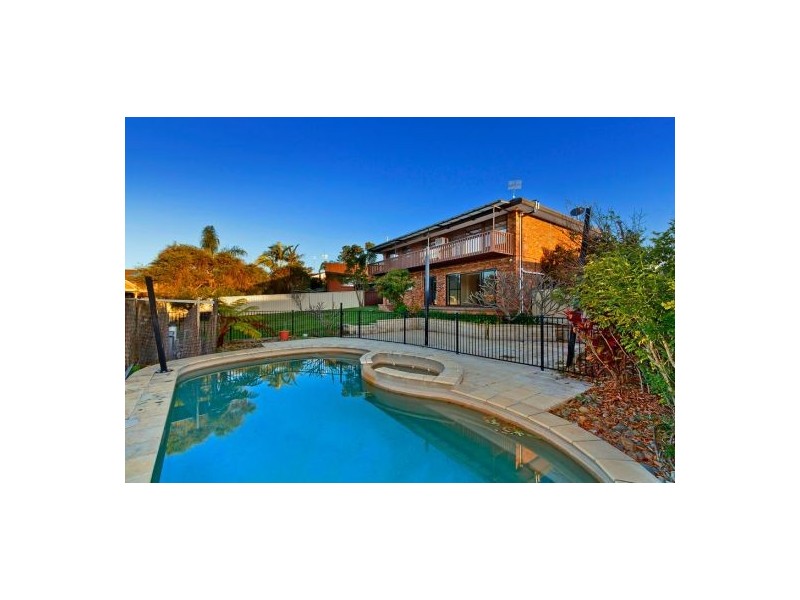 10 Waikiki Close, Killarney Vale NSW 2261