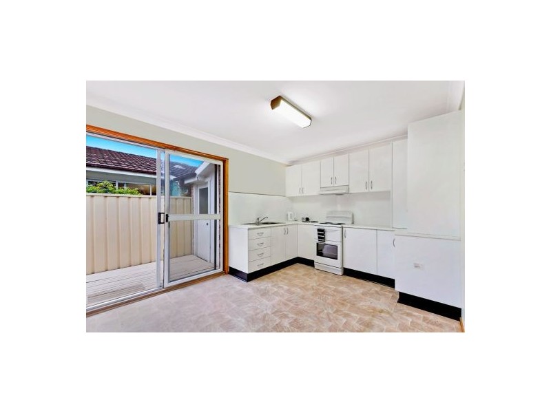 2/2 Yamba Street, The Entrance NSW 2261