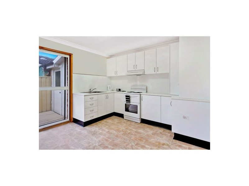 2/2 Yamba Street, The Entrance NSW 2261