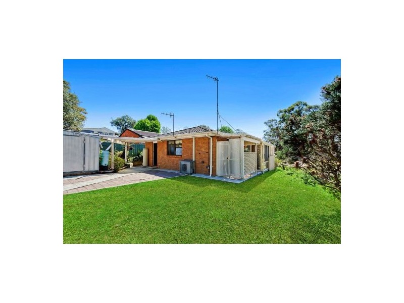 13 Montah Avenue, Berkeley Vale NSW 2261