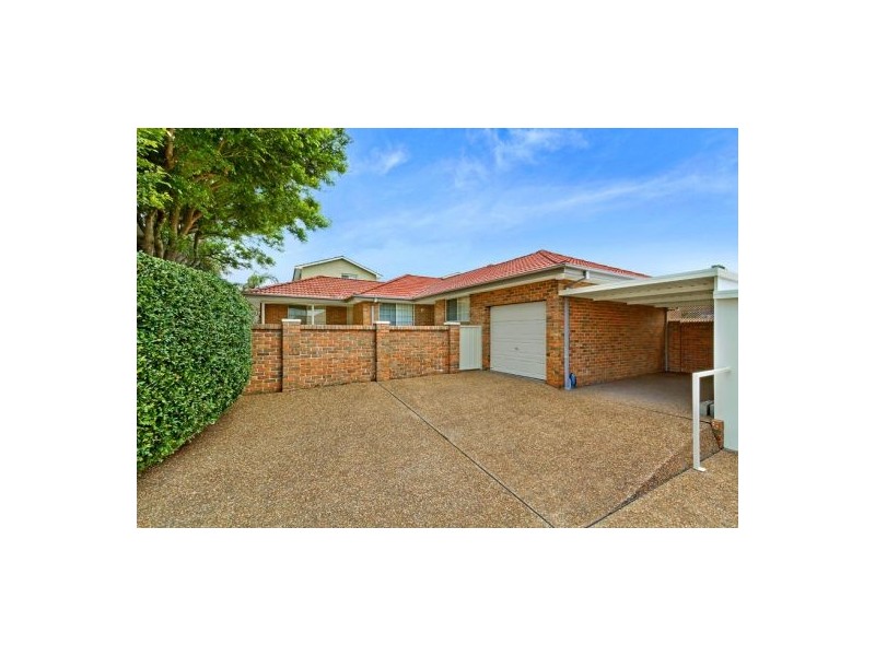 2/127 Elsiemer Street, Toowoon Bay NSW 2261