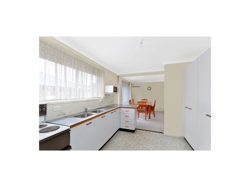 4/46 Natuna Avenue, Budgewoi NSW 2262