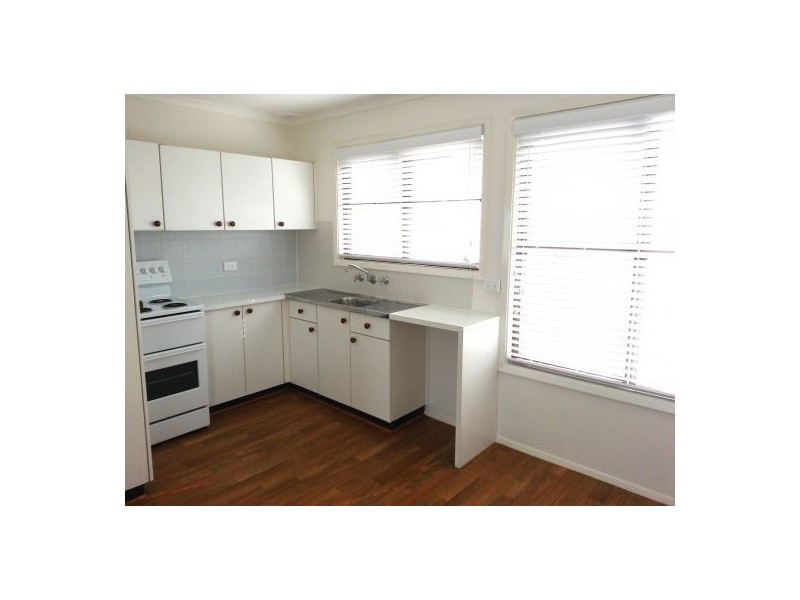 2/137 Ocean Pde, Blue Bay NSW 2261