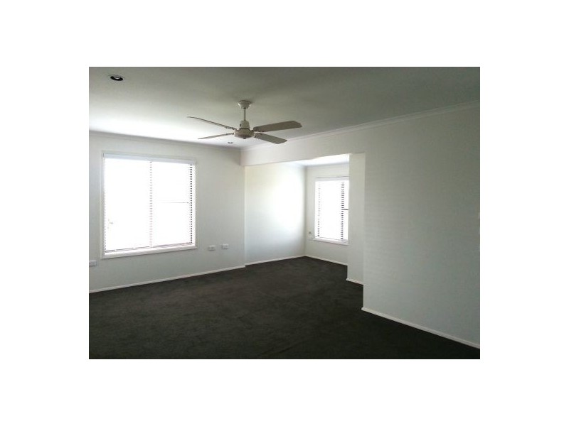 2/137 Ocean Pde, Blue Bay NSW 2261