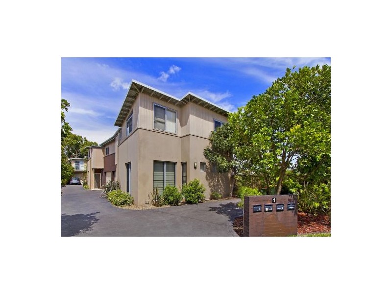 2/1 Benelong St, The Entrance NSW 2261
