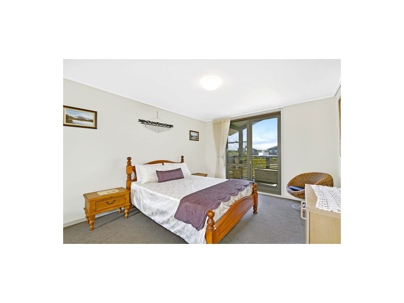 9 Sawgrass Crescent, Magenta NSW 2261