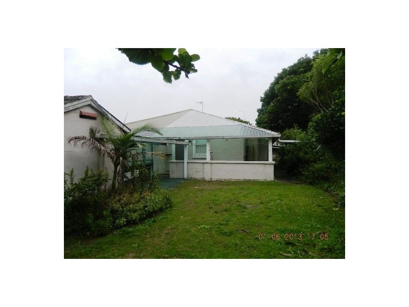 6 Brogden Road, The Entrance North NSW 2261