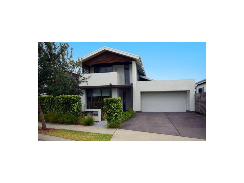 36 Pebble Beach Road, Magenta NSW 2261