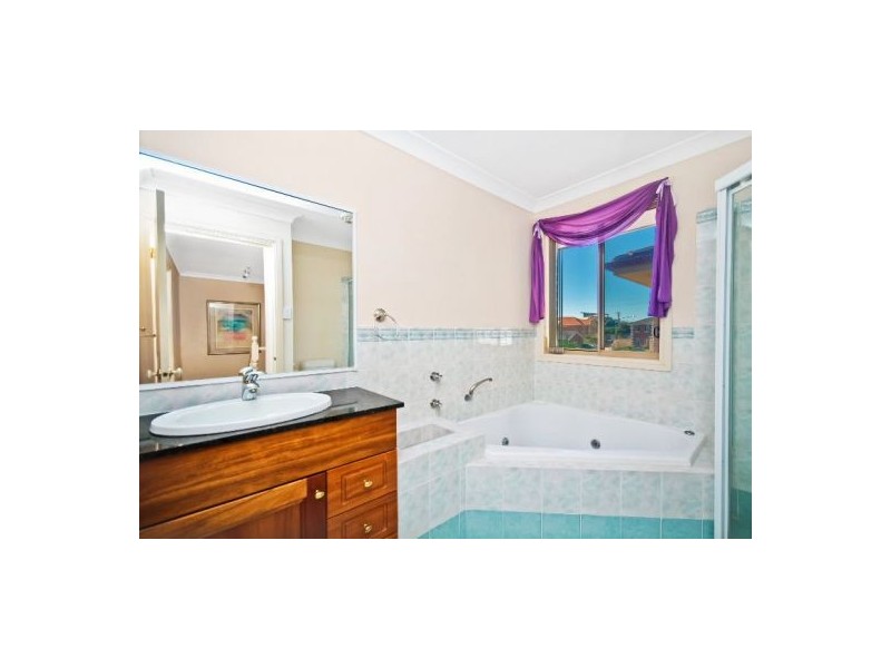 9b Terilbah Place, The Entrance North NSW 2261