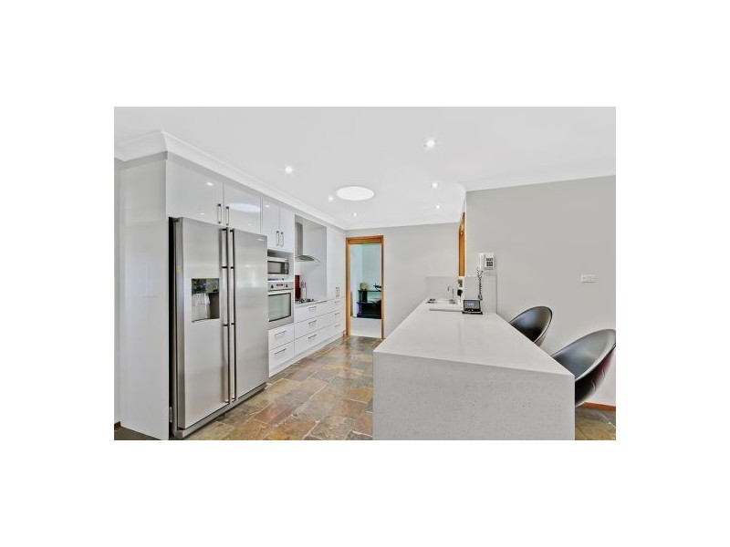 1 Supply Close, Bateau Bay NSW 2261