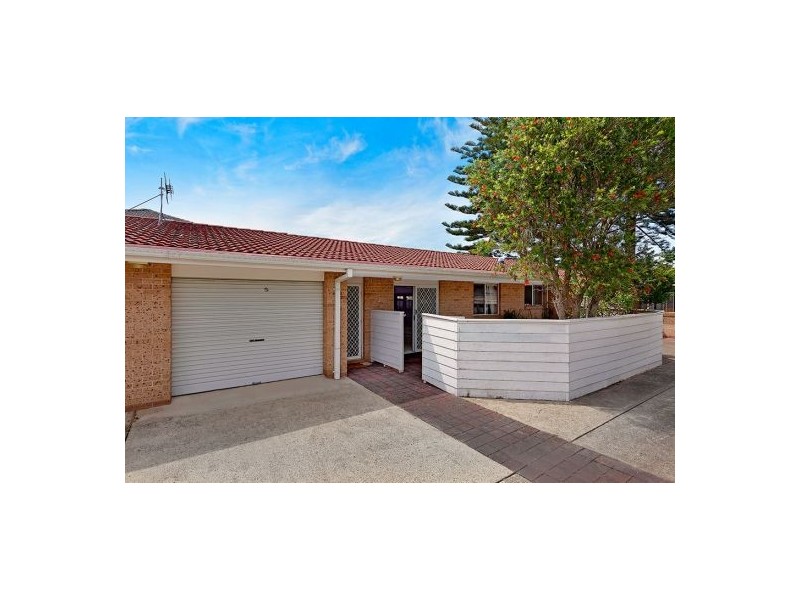 2/47 Boondilla Road, Blue Bay NSW 2261