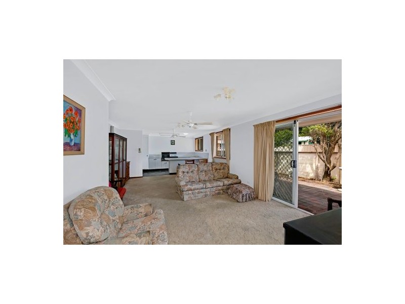 2/47 Boondilla Road, Blue Bay NSW 2261