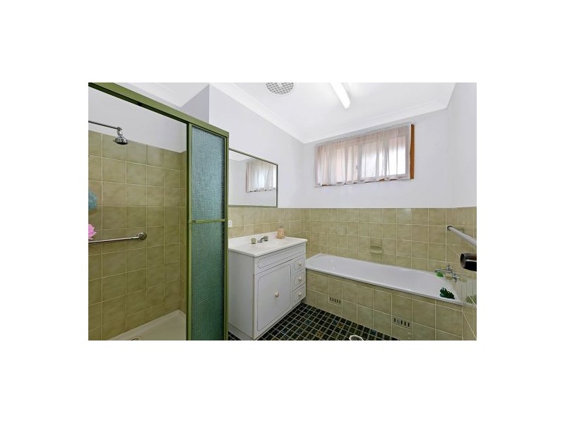 2/47 Boondilla Road, Blue Bay NSW 2261