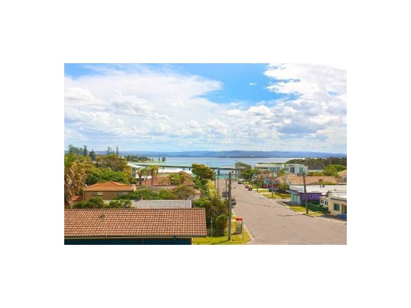 21a Hargraves Street, The Entrance North NSW 2261