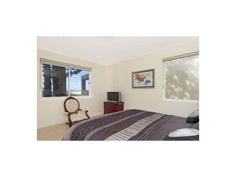 21a Hargraves Street, The Entrance North NSW 2261