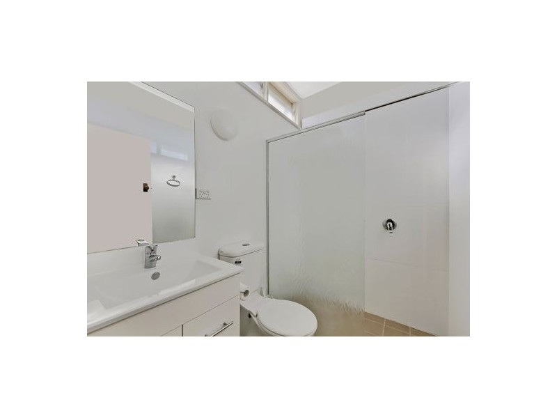 121 Ocean Parade, Blue Bay NSW 2261