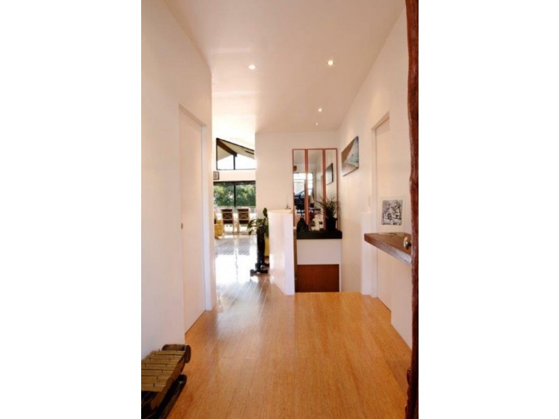 93 Tuggerah Parade, The Entrance NSW 2261