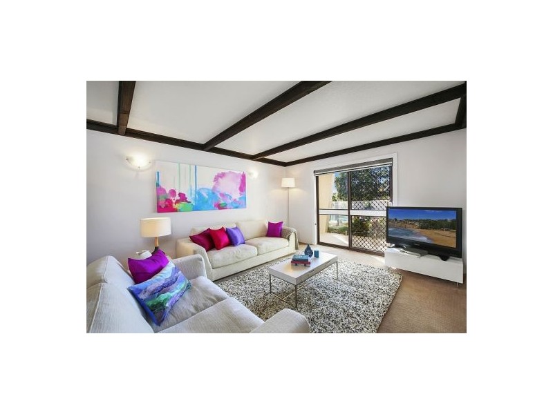 8 Gwydir Street, Bateau Bay NSW 2261