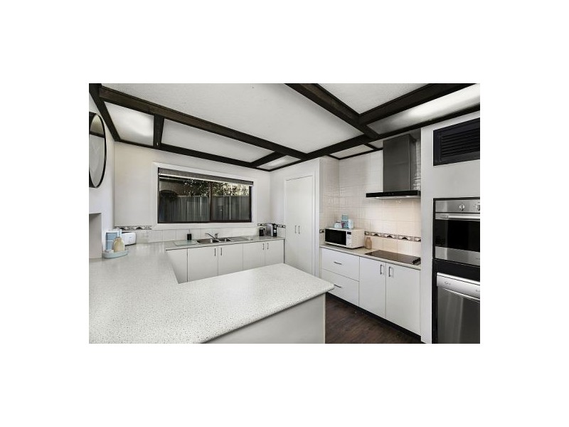 8 Gwydir Street, Bateau Bay NSW 2261