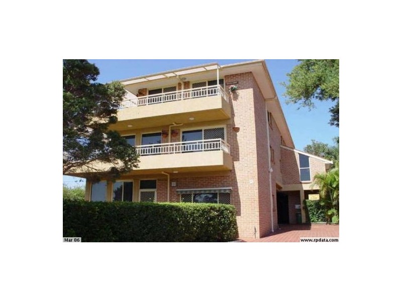 4/6 Taylor Street, The Entrance NSW 2261