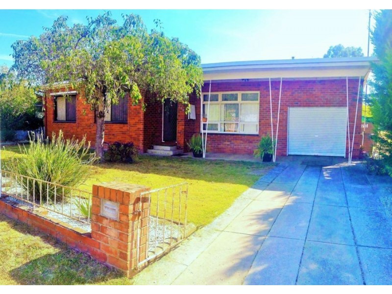 284 Union, Lavington NSW 2641