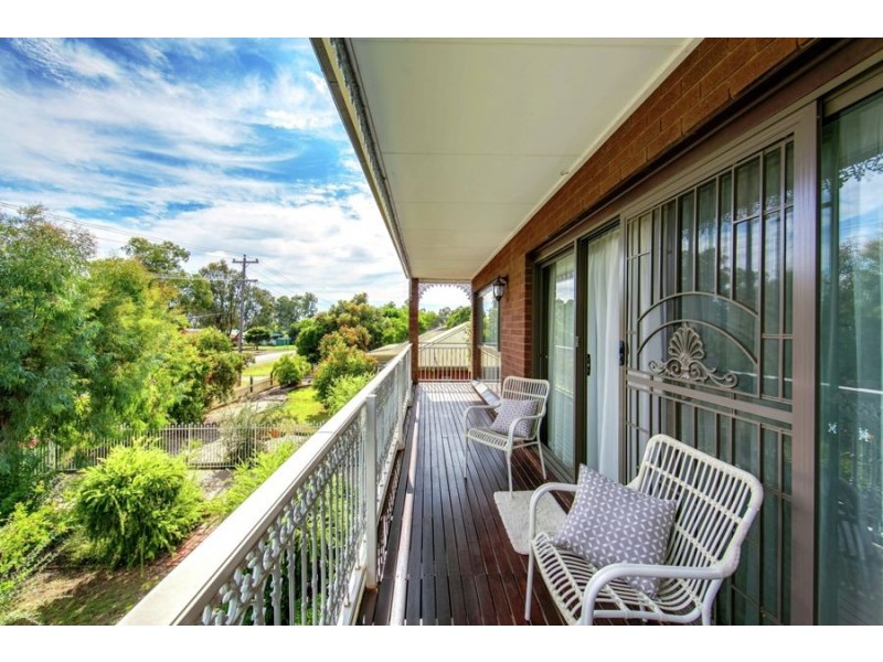 143 Dight Street, Jindera NSW 2642