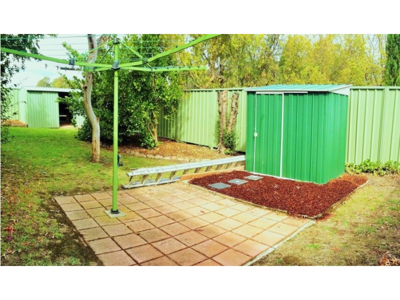 143 Dight Street, Jindera NSW 2642