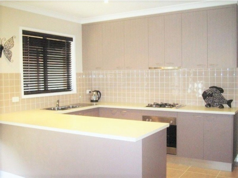 4/378 Cambourne Street, Lavington NSW 2641