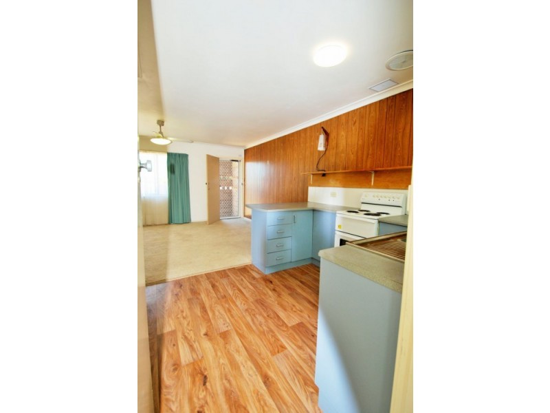 450 Kotthoff Street, Lavington NSW 2641