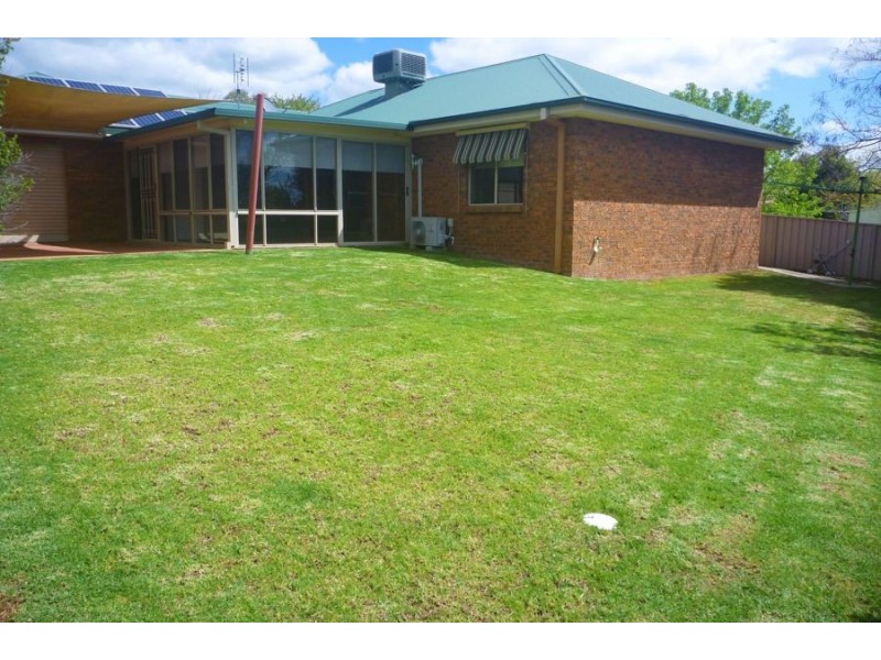 8 Hogan Court, Wodonga VIC 3690