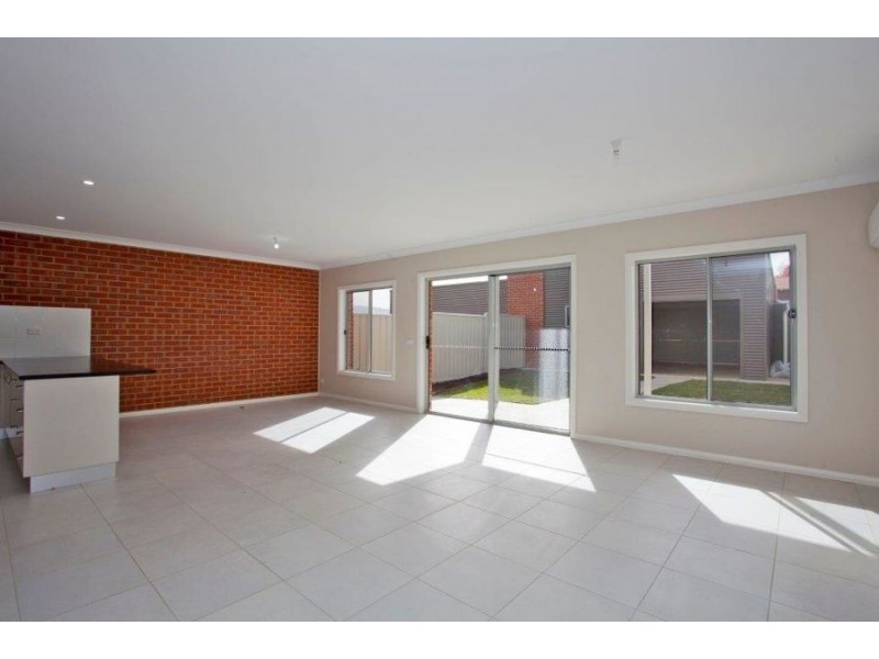1/62 Wigg Street, Wodonga VIC 3690