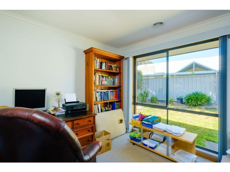 6 Bent Place, Wodonga VIC 3690