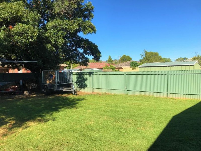 13 Dunstan Street, West Wodonga VIC 3690